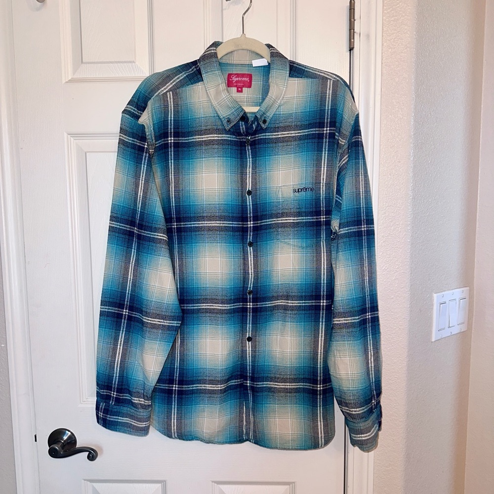 👍🏻 NWT Supreme Green White plaid flannel long sleeve button down up shirt